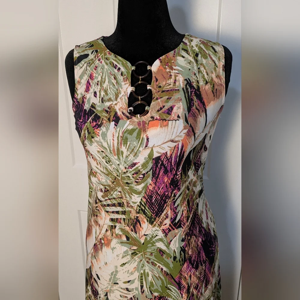 Chelsea Taylor Sleeveless Maxi Dress size S Keyhole Neck Soft Stretchy Tropical - Picture 2 of 10